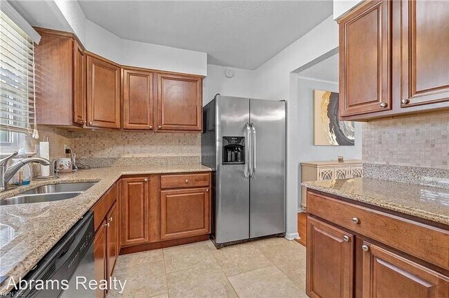 Building Photo - 3 br, 1.5 bath House - 5573 New Colony Drive