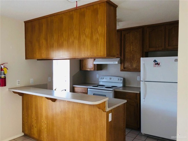Building Photo - 708 Mynah Ave