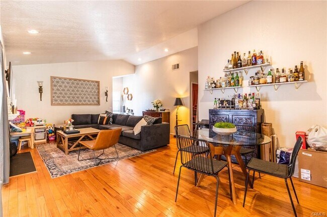 Foto del edificio - 4555 Colfax Ave