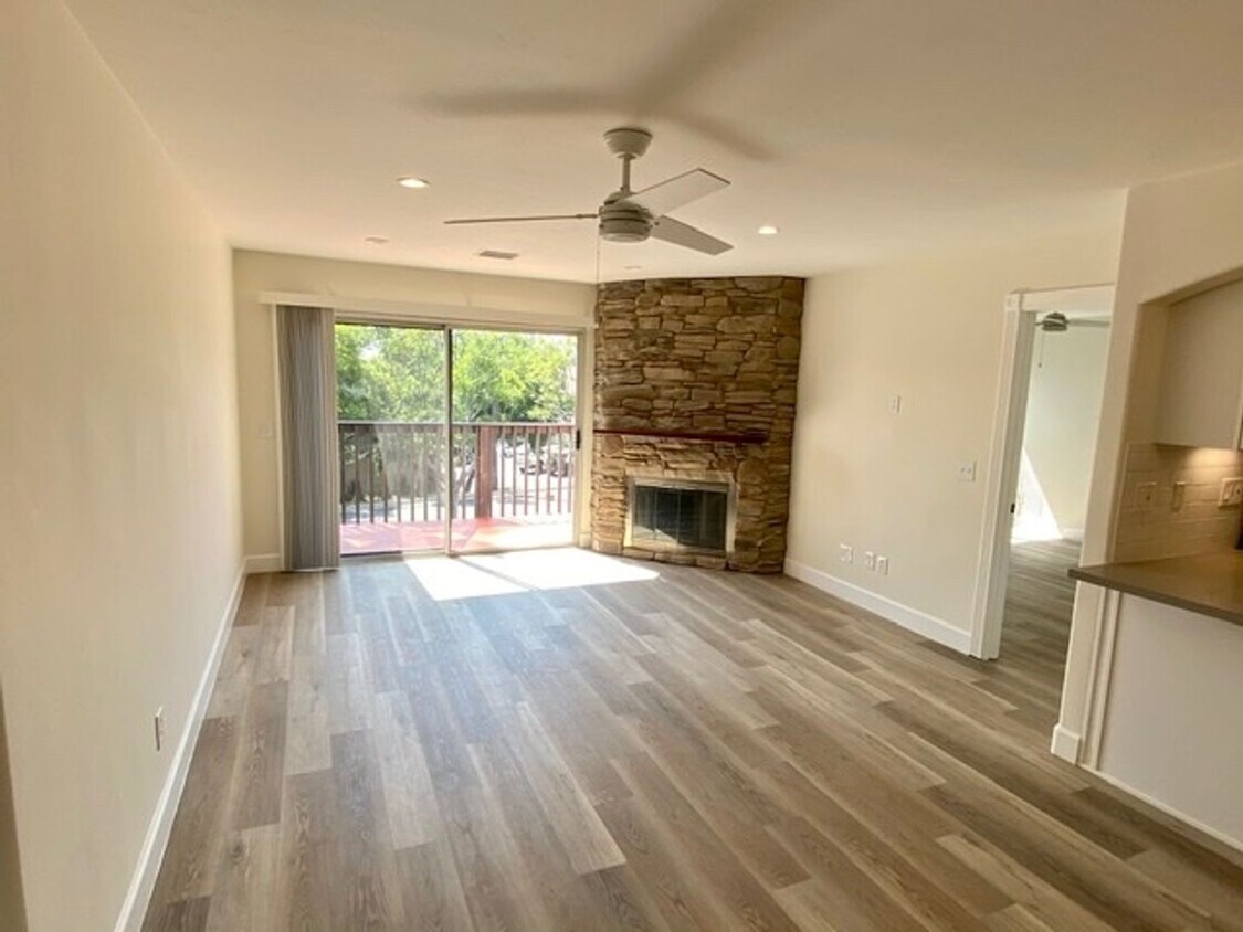 Foto principal - Newly Renovated Two Bed, Two bath La Costa...