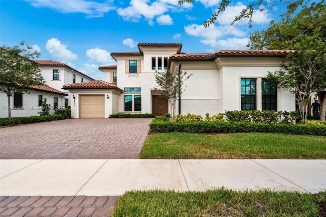 Building Photo - 8865 Parkland Bay Dr