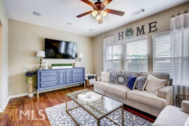 Building Photo - 287 Highland Falls Blvd