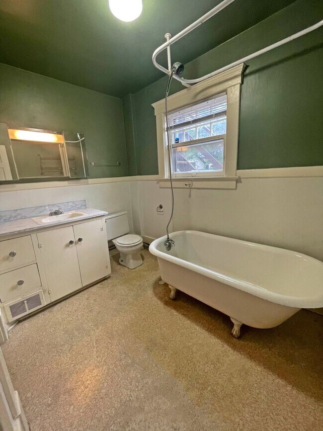 Foto del edificio - 914 Vaughn St