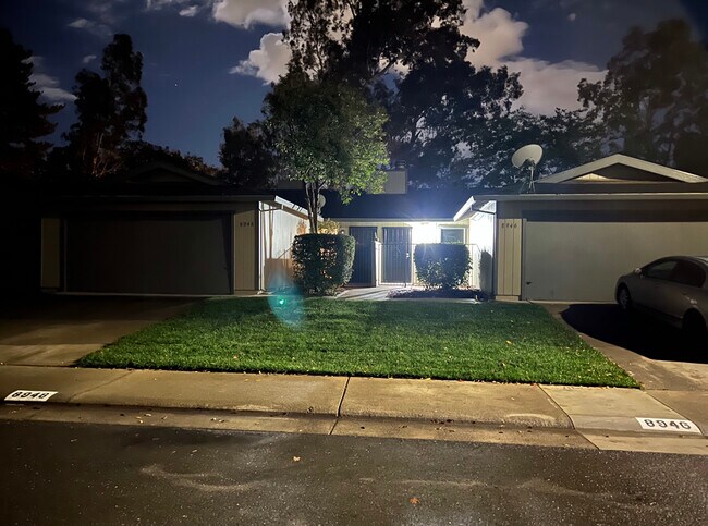 Foto del edificio - 8948 Chalmers Ct