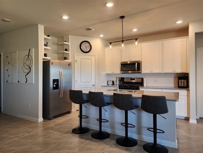 Building Photo - 14508 Heartland Dr