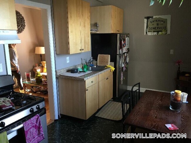 Building Photo - 358 Broadway