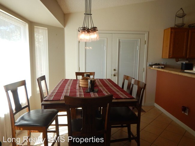 Building Photo - 3 br, 2 bath House - 3405 Eagle Ridge Dr