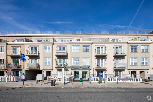 Building Photo - Ocean Colony at Rockaway Park