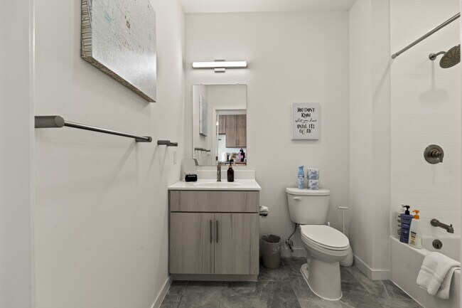 Foto del edificio - 741 Spring Garden St