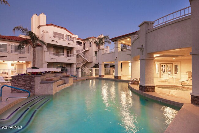Foto del edificio - 10080 E Mountainview Lake Dr
