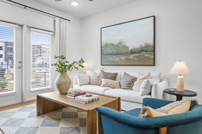 Building Photo - Rovena at Mt. Zion