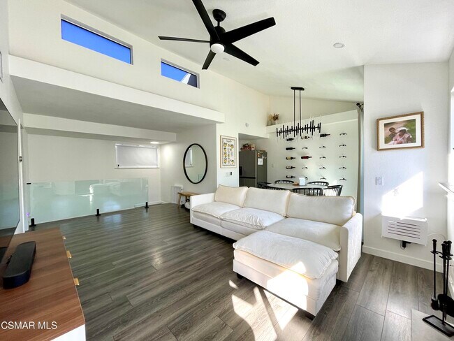 Foto del edificio - 6524 Stoney View Ln