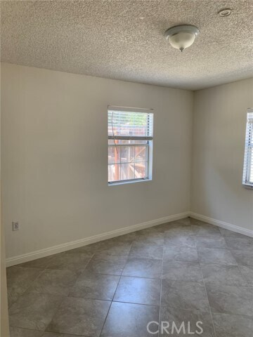 Foto del edificio - 5435 Encinita Ave