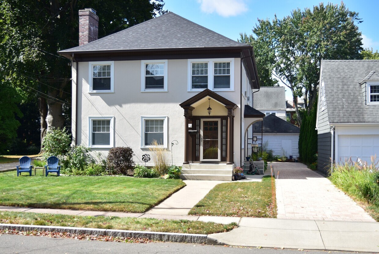 Building Photo - 15 Westland Ave