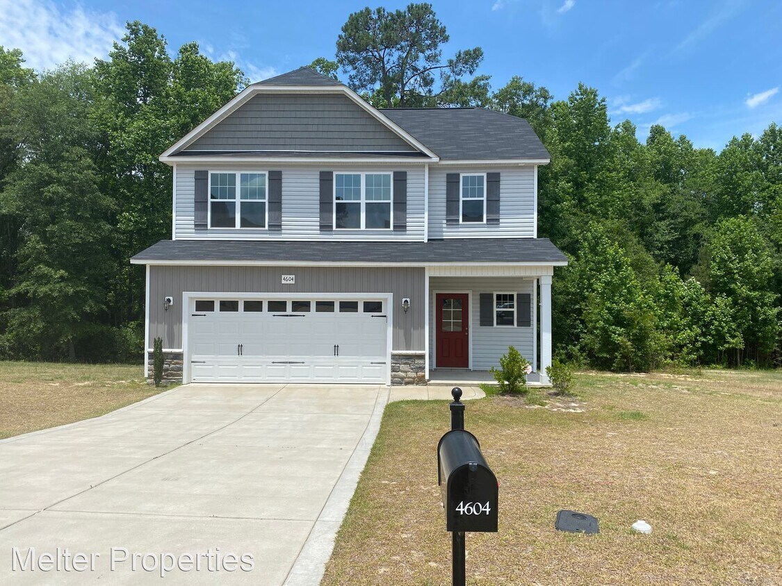 Primary Photo - 4 br, 2.5 bath House - 4604 Scenic Pines D...