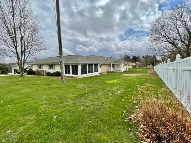 Building Photo - 49311 Oakmont Ave