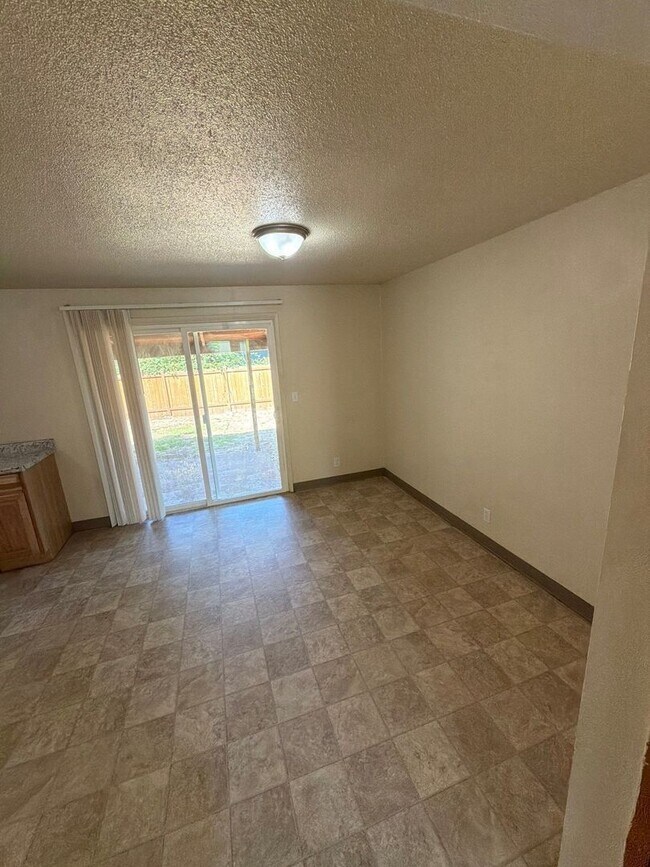 Foto del edificio - 2610 Taylor St