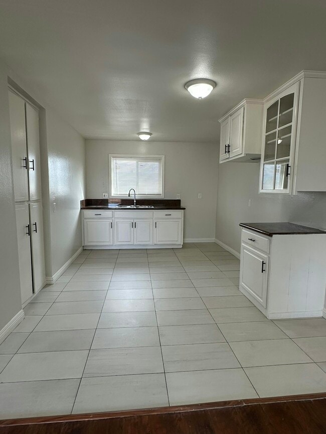 Photo - 22877 Adrienne Ave Apartment