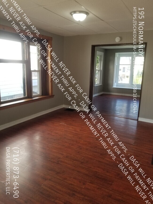 Foto del edificio - 195 Normandy - 4 Bed / 1 Bath