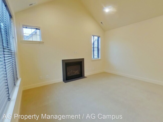 Building Photo - 3 br, 2 bath House - 335 Mia Lane