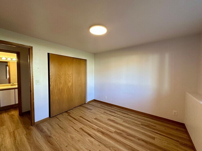 Foto del edificio - 4244 Wintergreen Cir
