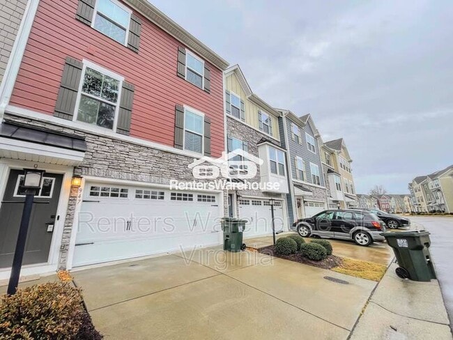 Building Photo - 947 Centurion Cir