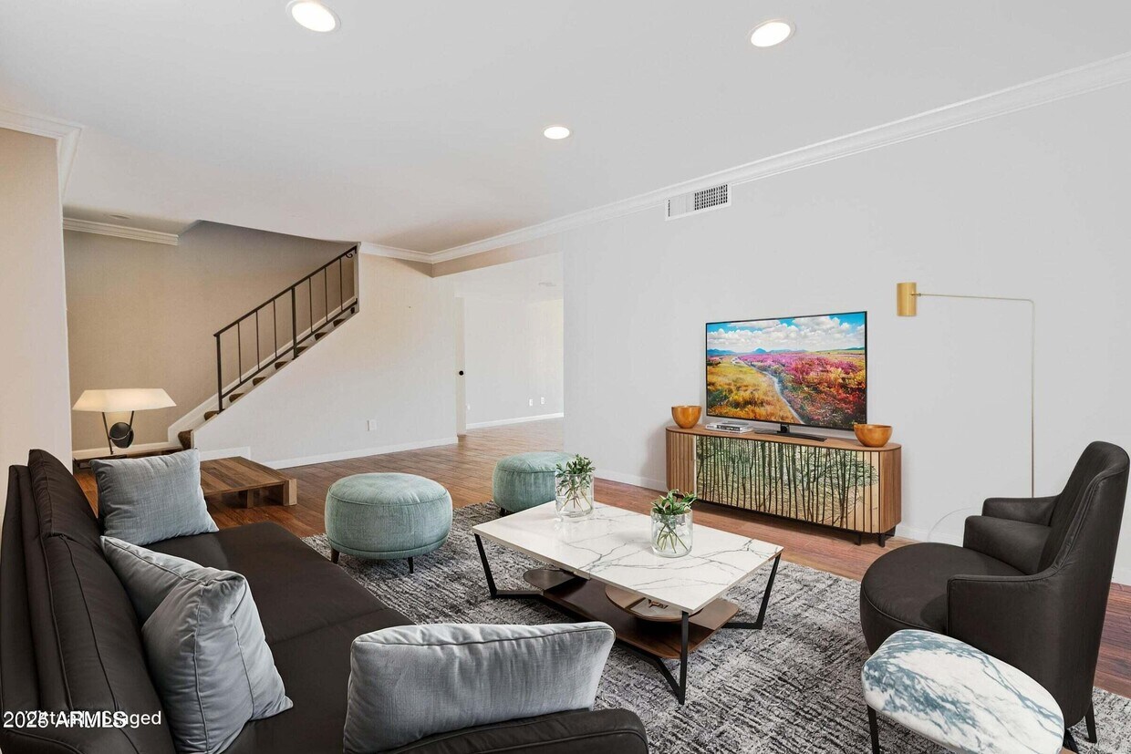 Foto principal - 8321 E Vista Dr