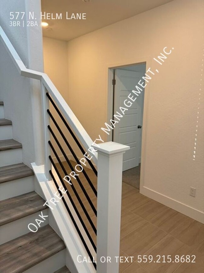 Foto del edificio - 577 N Helm Ln