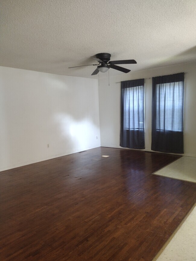 Foto del edificio - 604 Grover St