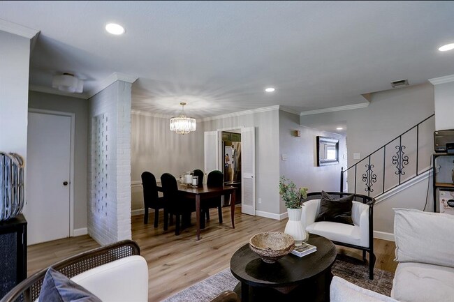 Family Room Alternate View 2 - 13072 Trail Hollow Dr