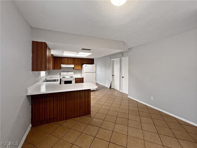 Foto del edificio - 17586 Cypress Point Rd