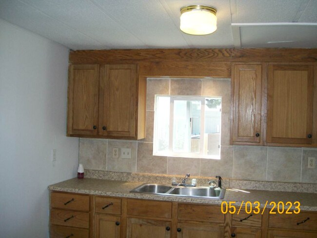 Foto del edificio - 3103 Springhill Rd