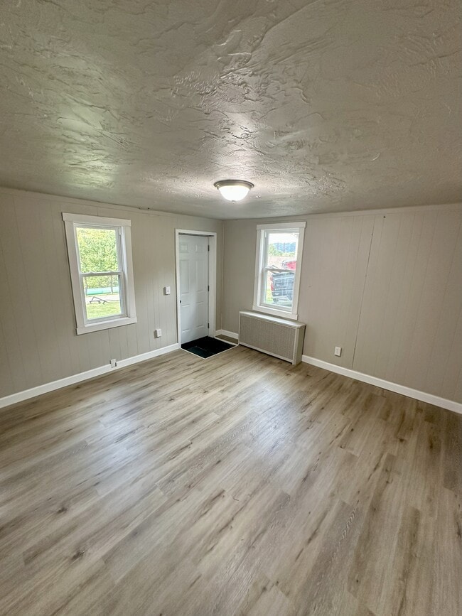 Building Photo - 534 Edgewood Ave