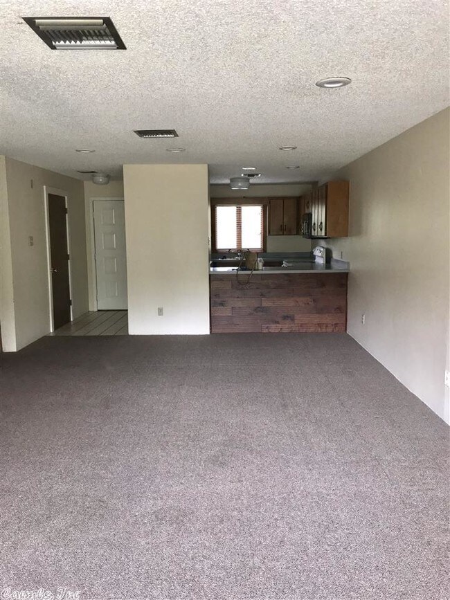 207 Belvedere Dr, Hot Springs, AR 71901 Condo for Rent in Hot Springs, AR