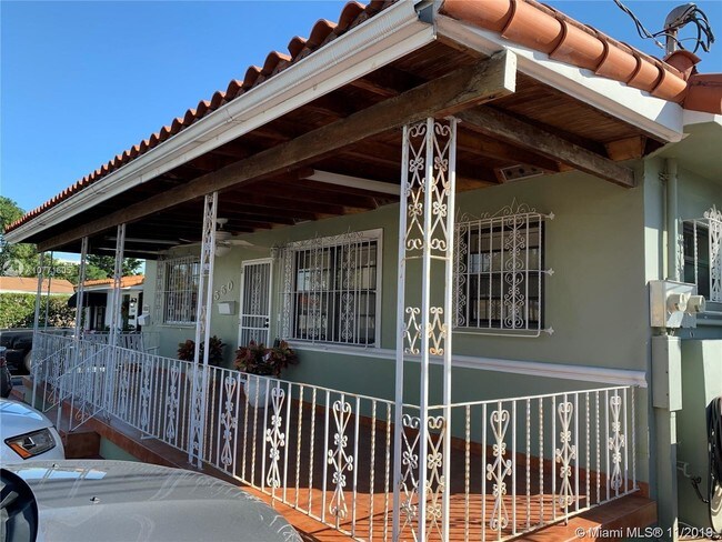 Foto del edificio - 4550 NW 2nd Terrace