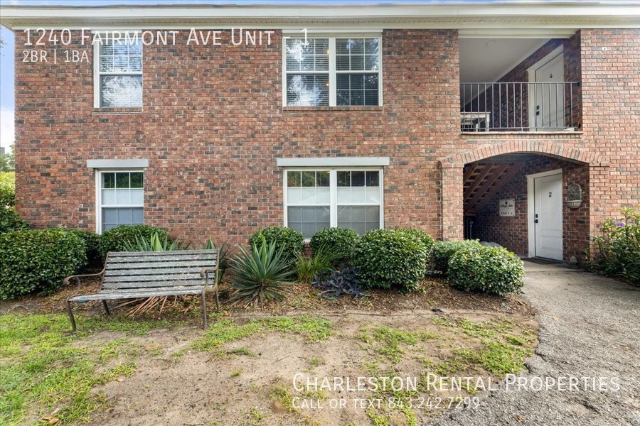 Primary Photo - 1240 Fairmont Ave