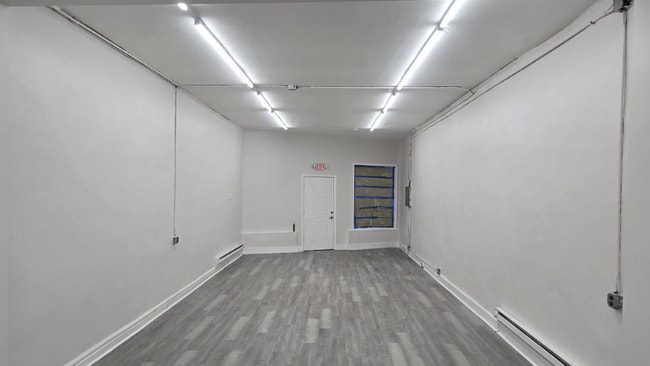 Building Photo - 27 Dodd St