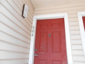Building Photo - 2750 Holly Hall St