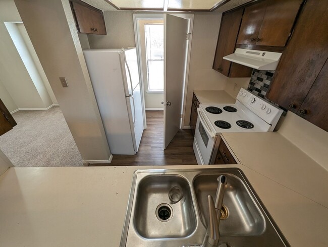 Building Photo - Amazing Round Rock unit