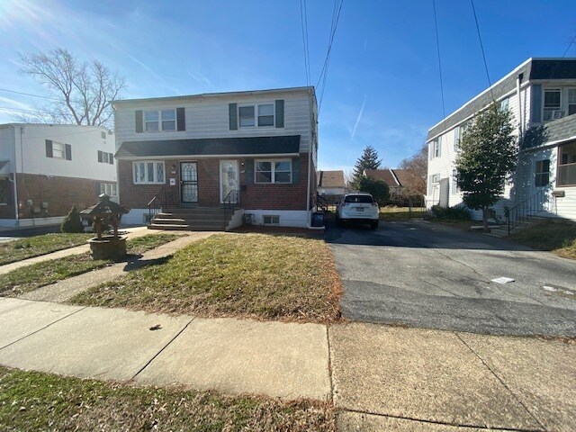 Foto del edificio - 524 Willows Ave