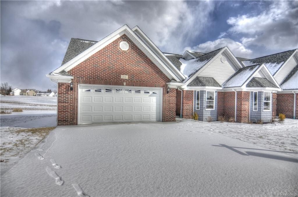 Primary Photo - 318 Devonshire Dr