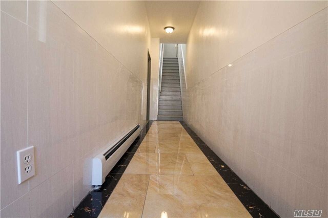 Foto del edificio - 45-35-45-43 43rd St