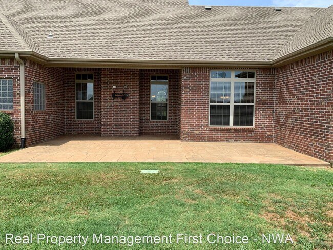Building Photo - 4 br, 2 bath House - 3405 SW 8th Street