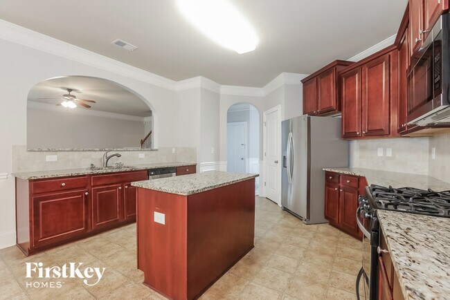 Foto del edificio - 394 Plymstock Dr