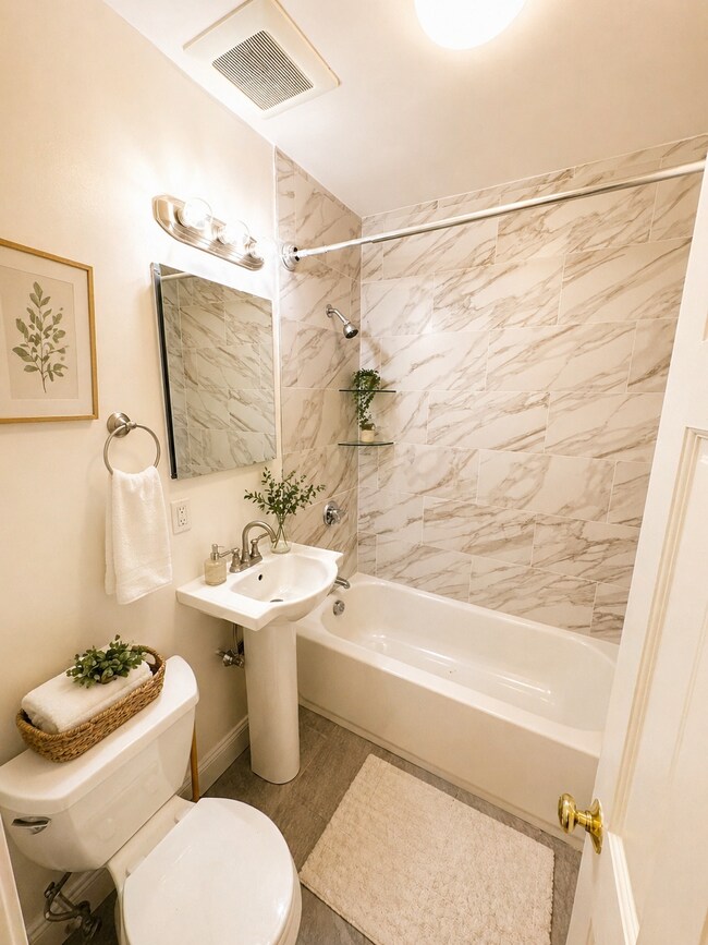 Foto del edificio - 92 W Cedar St