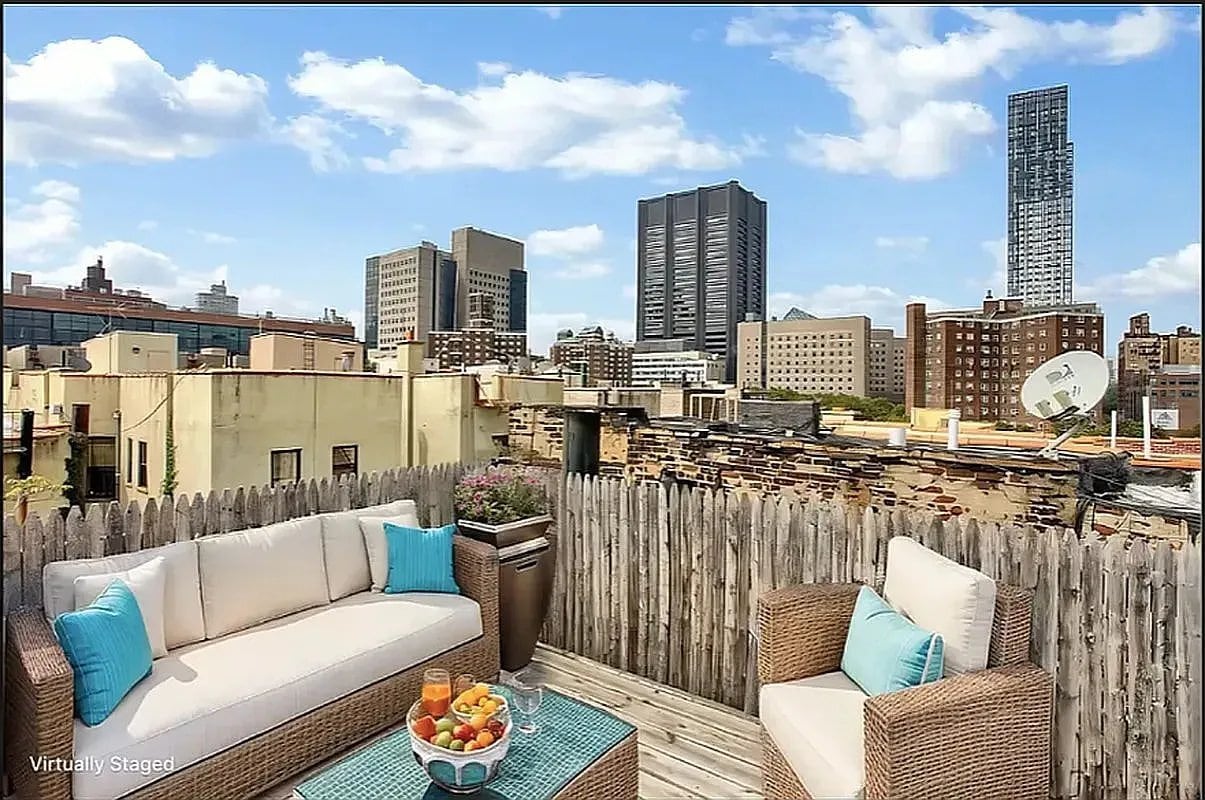 Foto principal - 722 10th Ave