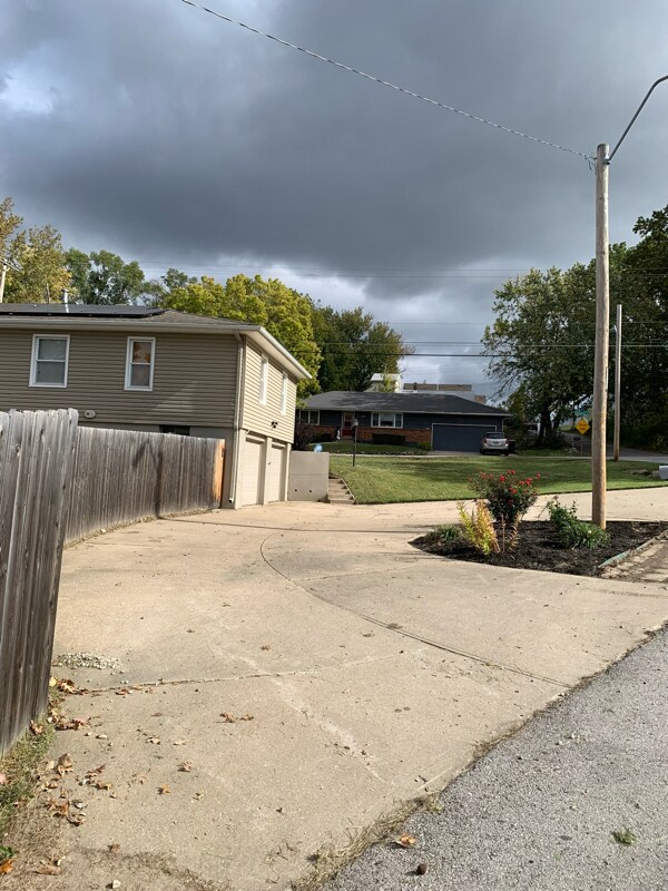 Foto del edificio - 624 NE 39th Terrace