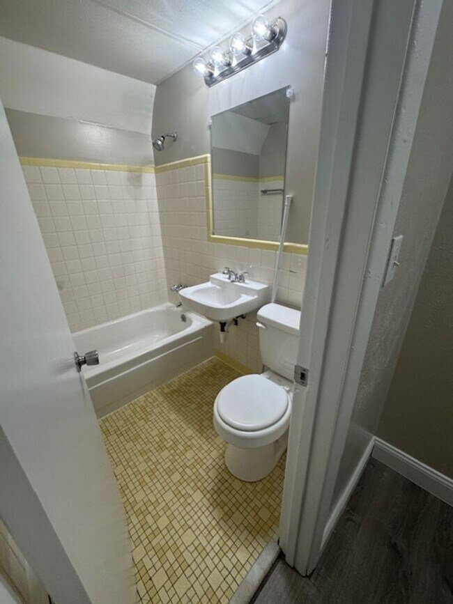 Foto del edificio - Affordable 2 bedroom apartment