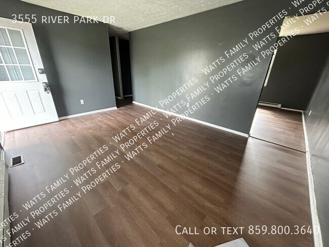 Building Photo - 3555 River Park Dr