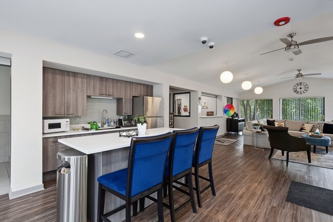 Clubhouse - Arrowhead Apartments